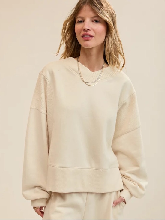 aerie Sweaters - 106. aerie Soft Cream Crewneck Sweatshirt